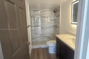 9800 W Bay Harbor Dr, Bay Harbor Islands, FL 33154 - Photo 13