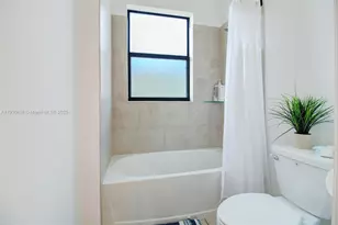 21016 NE 2nd Ct, Miami, FL 33179 - Photo 35