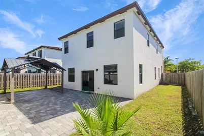 21016 NE 2nd Ct, Miami, FL 33179 - Photo 17