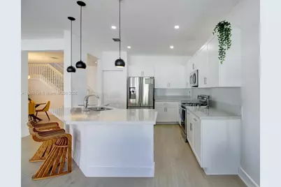 21016 NE 2nd Ct, Miami, FL 33179 - Photo 11