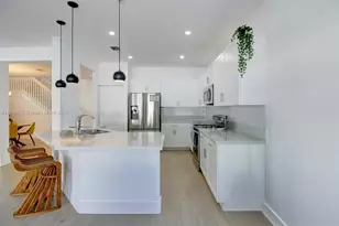 21016 NE 2nd Ct, Miami, FL 33179 - Photo 11