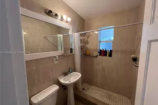 1885 NE 53rd St, Pompano Beach, FL 33064 - Photo 25