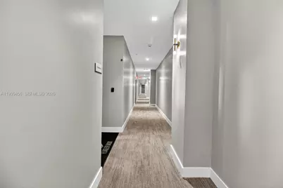 1110 NW 1 St #705, Miami, FL 33128 - Photo 7