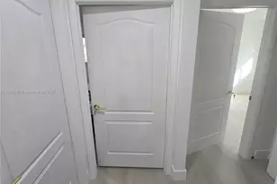 5902 Thonotosossa Rd, Plant City, FL 33565 - Photo 15