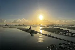 488 NE 18th St, Miami, FL 33132 - Photo 49