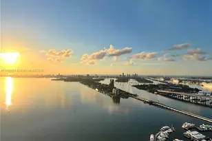 488 NE 18th St, Miami, FL 33132 - Photo 45