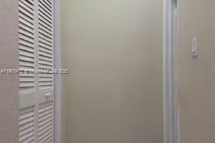 981 SW 143rd Ave, Pembroke Pines, FL 33027 - Photo 15