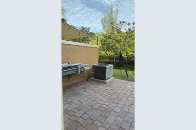 981 SW 143rd Ave #1402, Pembroke Pines, FL 33027 - Photo 9