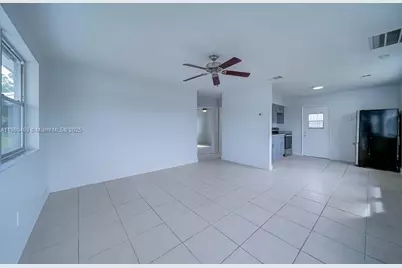 5613 SW 27th St #1-2, West Park, FL 33023 - Photo 7