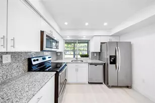 9090 Lime Bay Blvd, Tamarac, FL 33321 - Photo 13