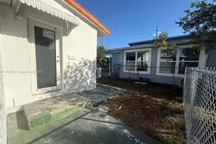 1120 NW 32nd Ct, Miami, FL 33125 - Photo 9