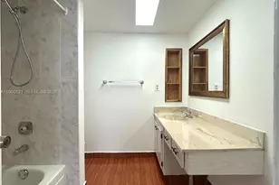 6005 Del Lago Cir, Sunrise, FL 33313 - Photo 17