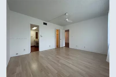 6005 Del Lago Cir #210, Sunrise, FL 33313 - Photo 15