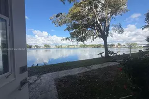 18900 NE 3rd Ct, Miami, FL 33179 - Photo 15