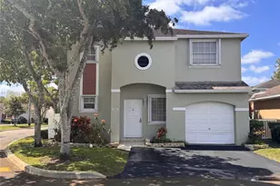 12060 NW 13th St, Pembroke Pines, FL 33026 - Photo 1