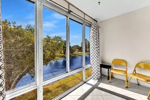 8465 Sunrise Lakes Blvd, Sunrise, FL 33322 - Photo 27