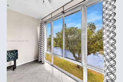 8465 Sunrise Lakes Blvd #212, Sunrise, FL 33322 - Photo 31