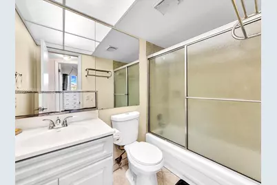 8465 Sunrise Lakes Blvd #212, Sunrise, FL 33322 - Photo 39