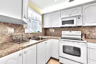 8465 Sunrise Lakes Blvd, Sunrise, FL 33322 - Photo 5