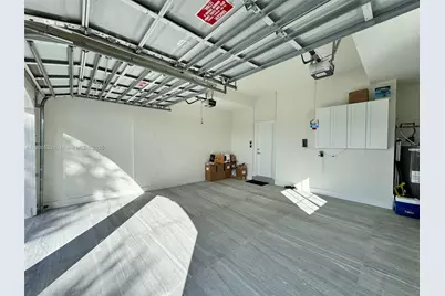 8521 NW 162nd St, Miami Lakes, FL 33016 - Photo 57