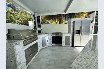 8521 NW 162nd St, Miami Lakes, FL 33016 - Photo 41