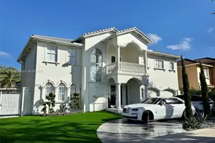 8521 NW 162nd St, Miami Lakes, FL 33016 - Photo 1