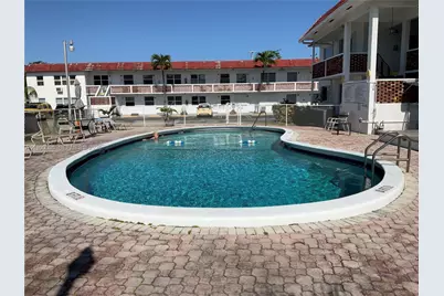 22 SE 3rd Ter #18, Dania Beach, FL 33004 - Photo 11