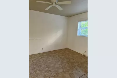 22 SE 3rd Ter #18, Dania Beach, FL 33004 - Photo 7