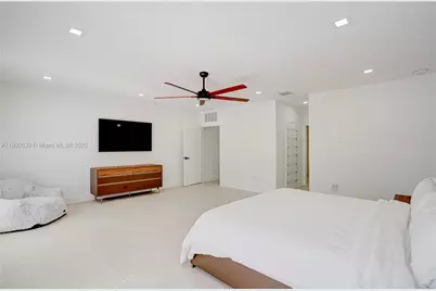 20407 SW 226th St, Miami, FL 33170 - Photo 35