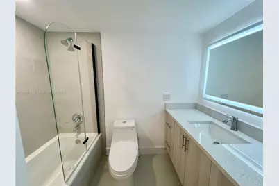 300 Diplomat Pkwy #518, Hallandale Beach, FL 33009 - Photo 13