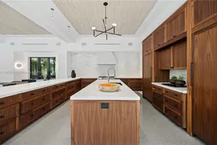 3701 Park Ave, Miami, FL 33133 - Photo 17