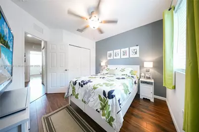 3076 SE 4th Ct, Homestead, FL 33033 - Photo 15