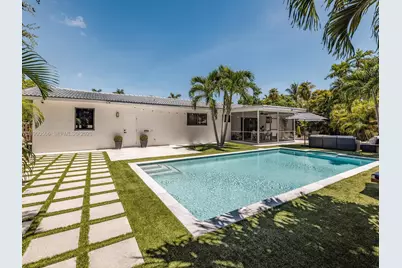 11504 NE 6th Ave, Biscayne Park, FL 33161 - Photo 1