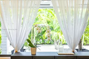 11504 NE 6th Ave, Biscayne Park, FL 33161 - Photo 21