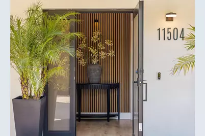 11504 NE 6th Ave, Biscayne Park, FL 33161 - Photo 11