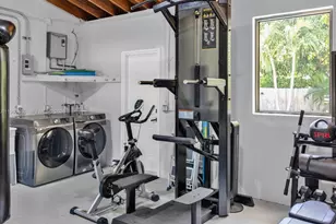 11504 NE 6th Ave, Biscayne Park, FL 33161 - Photo 63