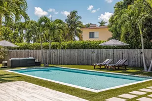 11504 NE 6th Ave, Biscayne Park, FL 33161 - Photo 65