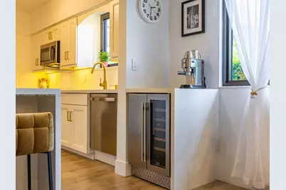 11504 NE 6th Ave, Biscayne Park, FL 33161 - Photo 23