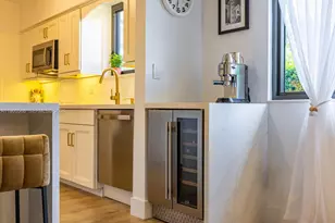 11504 NE 6th Ave, Biscayne Park, FL 33161 - Photo 23