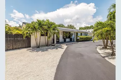 11504 NE 6th Ave, Biscayne Park, FL 33161 - Photo 9