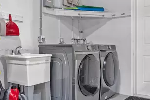 11504 NE 6th Ave, Biscayne Park, FL 33161 - Photo 61