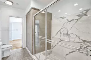 2031 NE 62nd St, Fort Lauderdale, FL 33308 - Photo 29