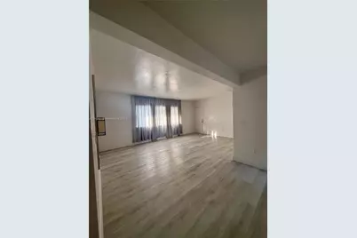 7600 Dickens Ave #6, Miami Beach, FL 33141 - Photo 11