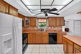 15403 SW 107th Ct, Miami, FL 33157 - Photo 9