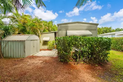 8360 SW 21st St, Davie, FL 33324 - Photo 21