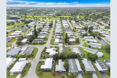 8360 SW 21st St, Davie, FL 33324 - Photo 23