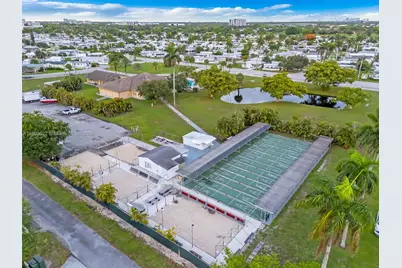 8360 SW 21st St, Davie, FL 33324 - Photo 33