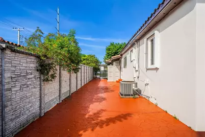6150 SW 15th St, West Miami, FL 33144 - Photo 25
