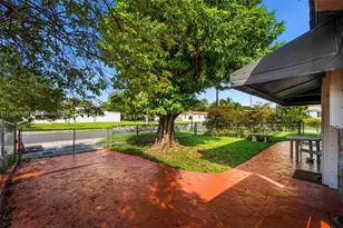 6150 SW 15th St, West Miami, FL 33144 - Photo 27