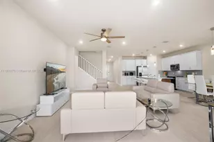 8036 NW 78th St, Tamarac, FL 33321 - Photo 13